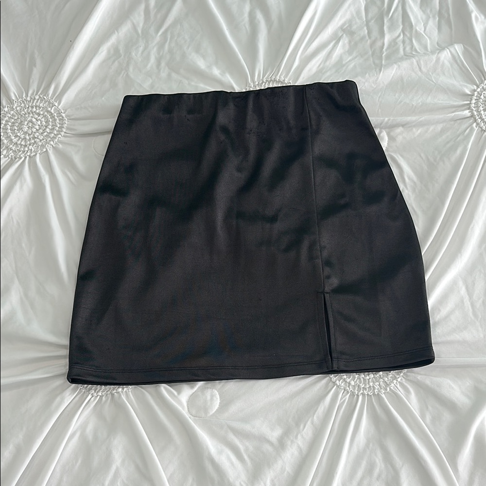 Forever 21 Black Women's Silk Skirt